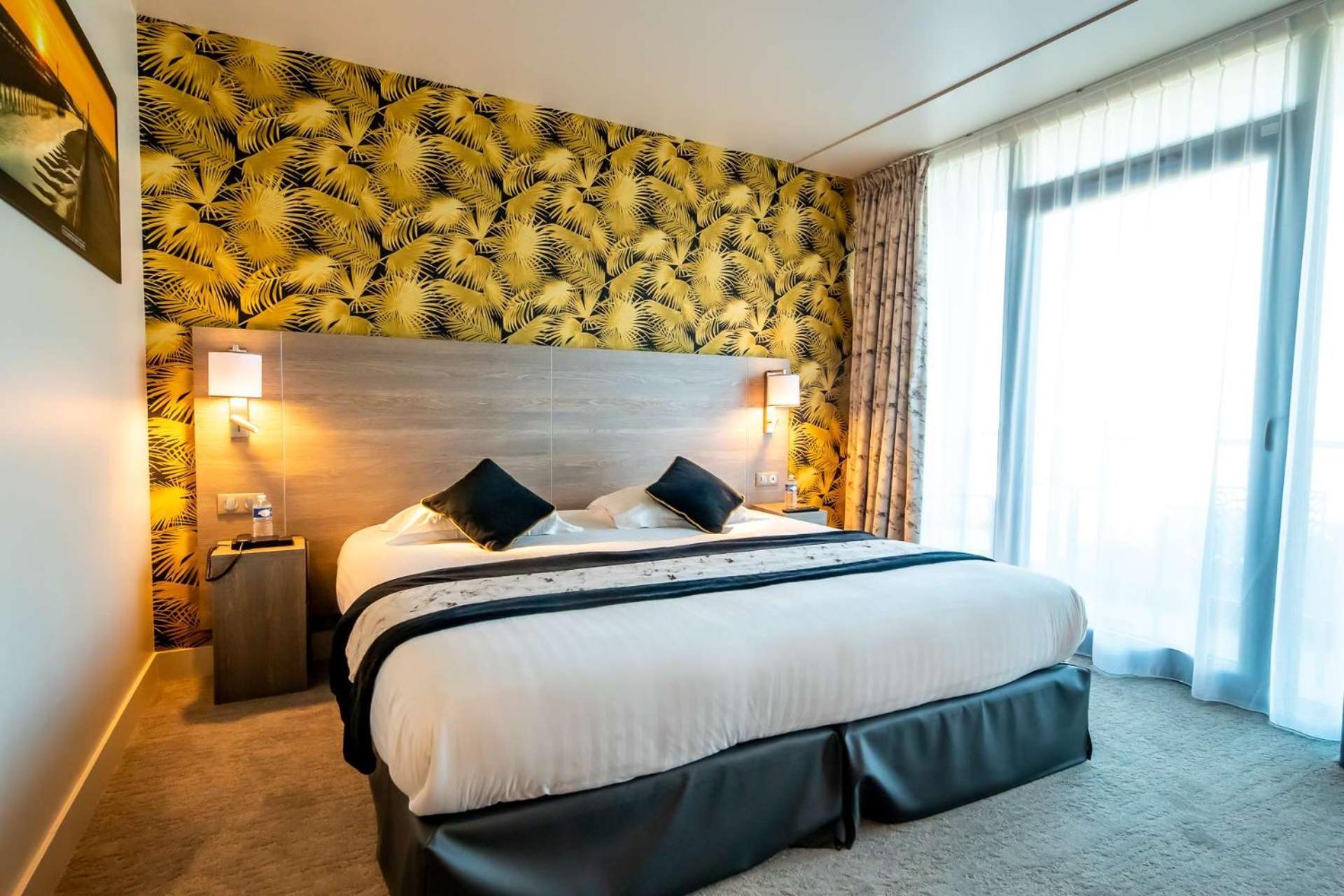 Brit Hotel Eden Spa Honfleur Eksteriør bilde